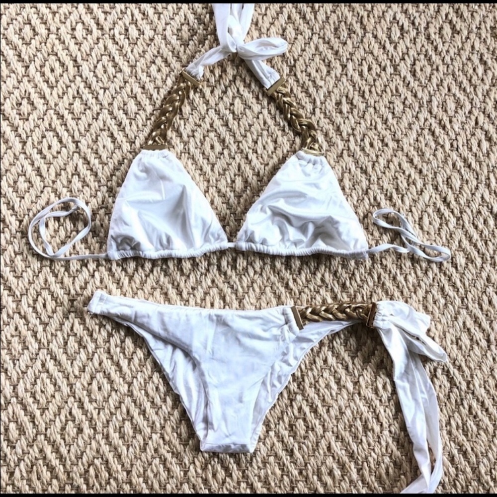 Beach Bunny bikini set